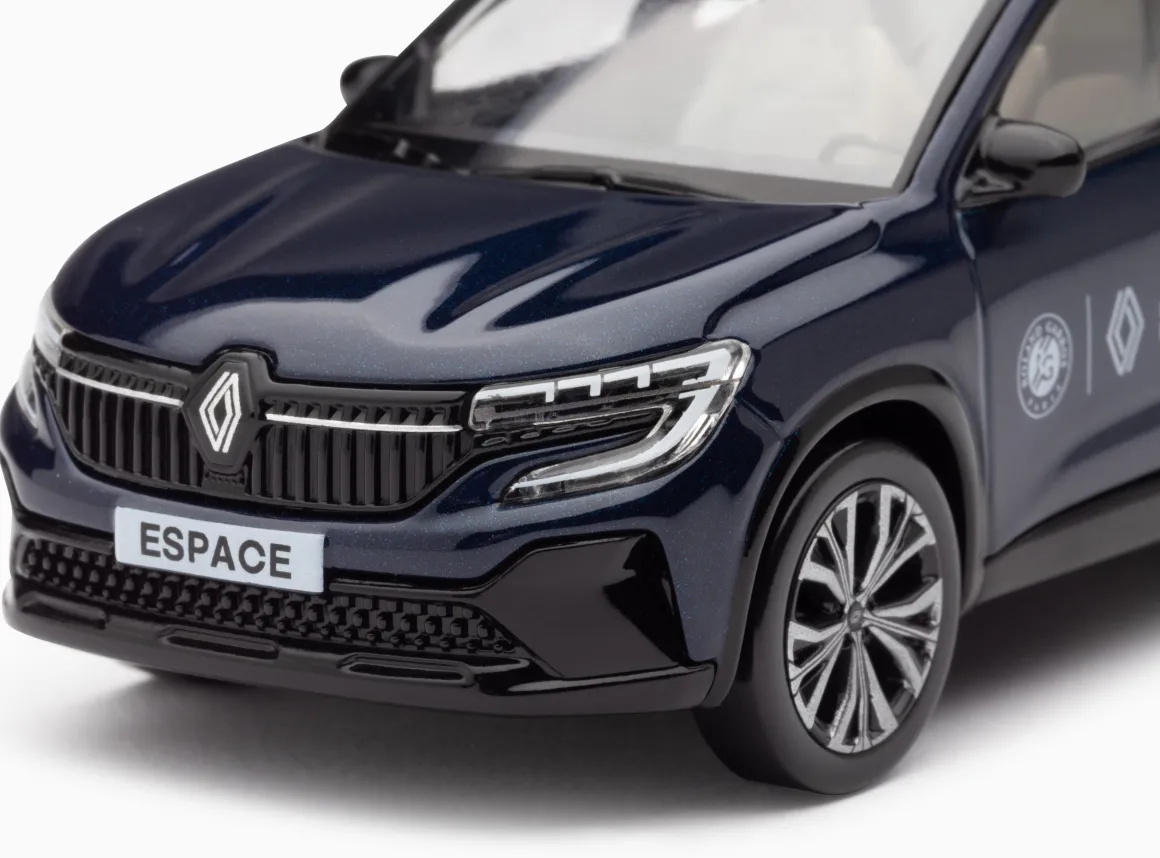 model_car_renault_espace_etech_full_hybrid_x_rolandgarros____blue_5.webp Roland-Garros Accessoires-Model Car Renault Espace E-Tech Full Hybrid x 2023 1/43 - Blue