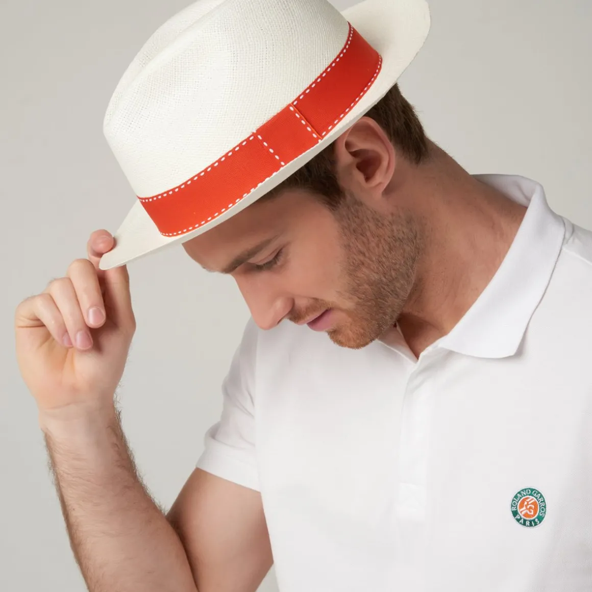 panama_vritable_ruban_avec_coutures_apparentes__ivoire_et_terre_battue_3.webp Roland-Garros Casquettes & Chapeaux-Panama véritable ruban avec coutures apparentes - Ivoire et terre battue
