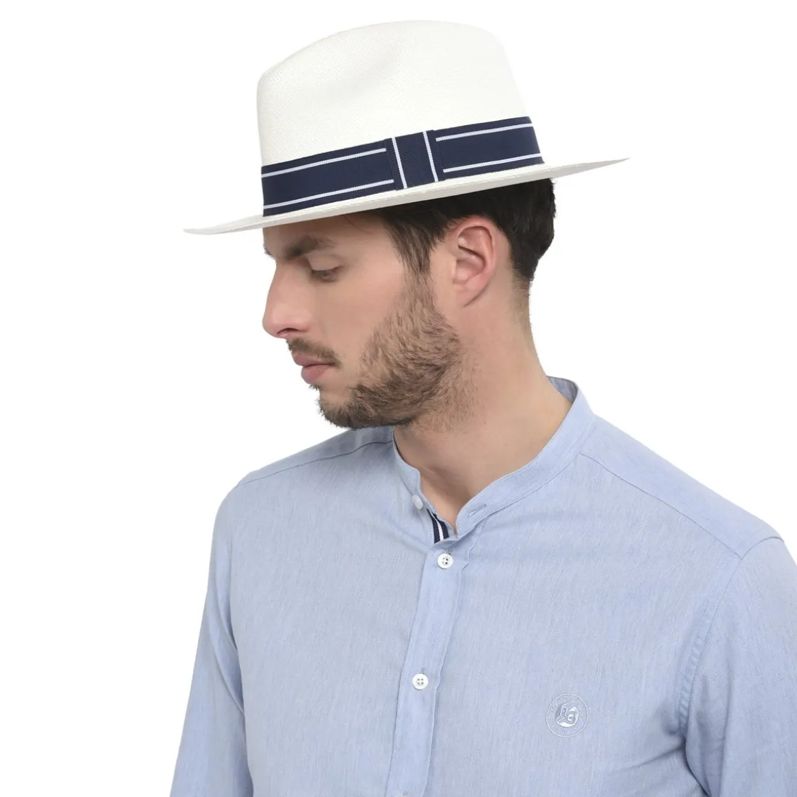 panama_vritable_ruban_ray_rolandgarros__ivoire_et_marine_3-1.webp Roland-Garros Casquettes & Chapeaux | Casquettes & Chapeaux-Panama véritable ruban rayé - Ivoire et marine