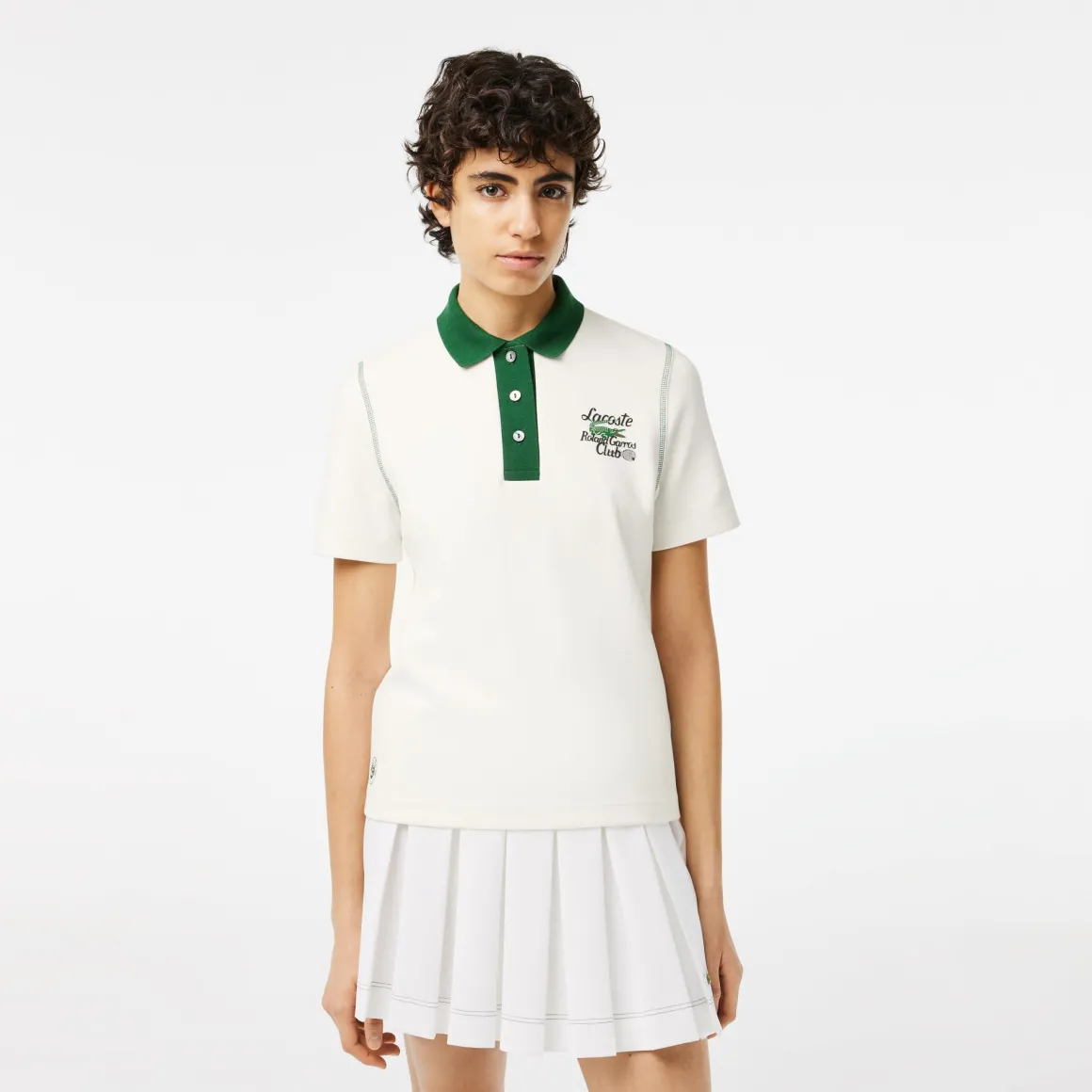 polo_femme_lacoste_pour_roland_garros__blanc_vert_1.webp Roland-Garros Polos & Chemises-Polo femme Lacoste pour Roland Garros - Blanc Vert