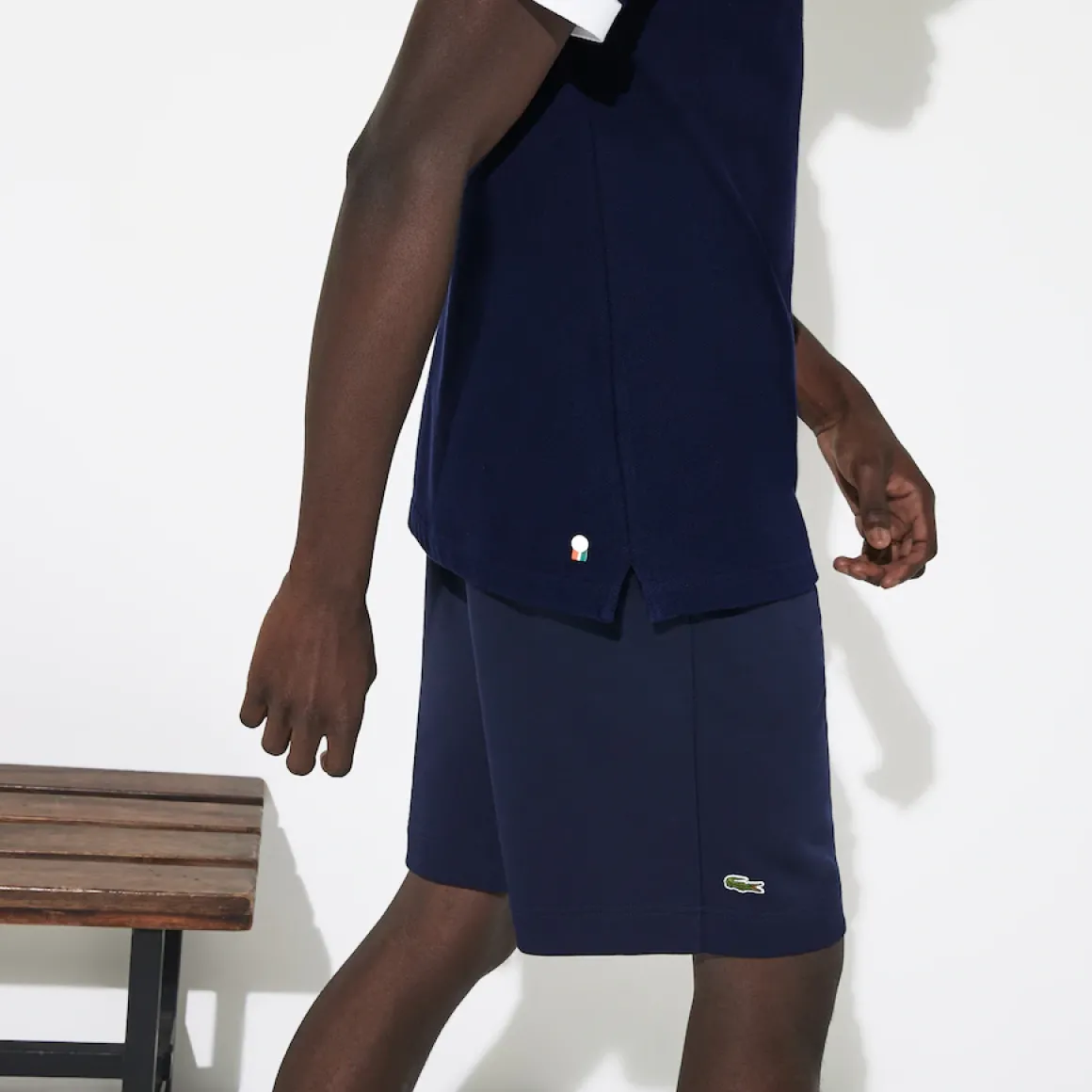 polo_lacoste_x_rolandgarros_en_coton__motif_vgtal__bleu_marine_3.webp Roland-Garros Polos-Polo Lacoste x en coton à motif végétal - Bleu marine
