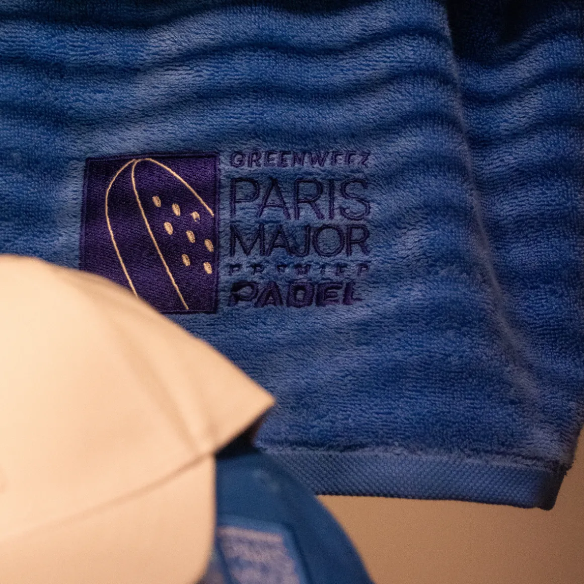 serviette_paris_major_padel___bleu_2.webp Roland-Garros Linge De Bain | Linge De Maison-Serviette Paris Major Padel 2024 - Bleu