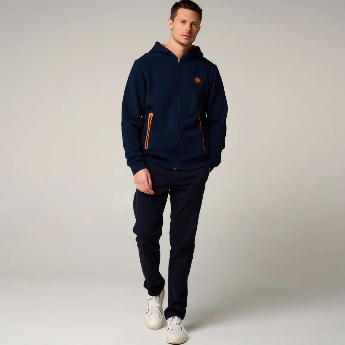 sweat_zipp_homme_rolandgarros__marine_2.webp Roland-Garros Pulls & Sweats-Sweat zippé homme - Marine
