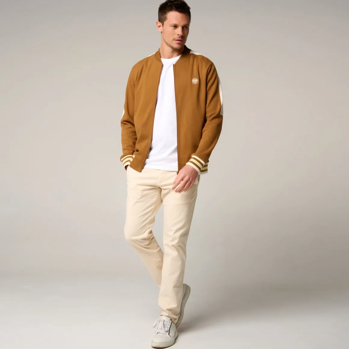 teddy_heritage_homme_rolandgarros__mastic_3.webp Roland-Garros Vestes-Teddy Heritage homme - Mastic