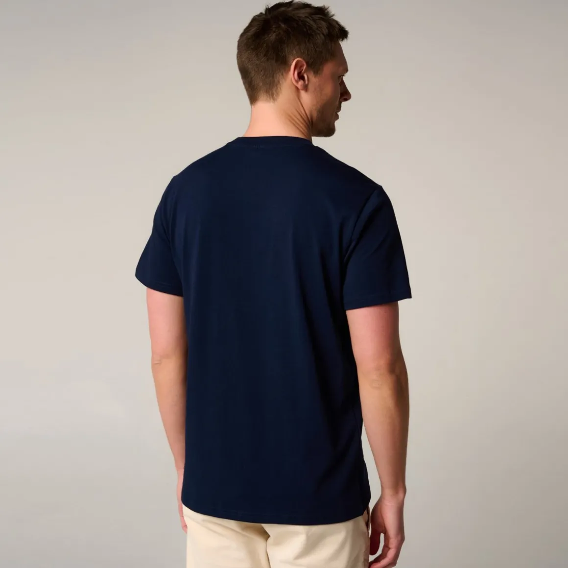tshirt_court_ligne_homme_rolandgarros__marine_3.webp Roland-Garros T-shirts-T-Shirt Court ligne homme - Marine