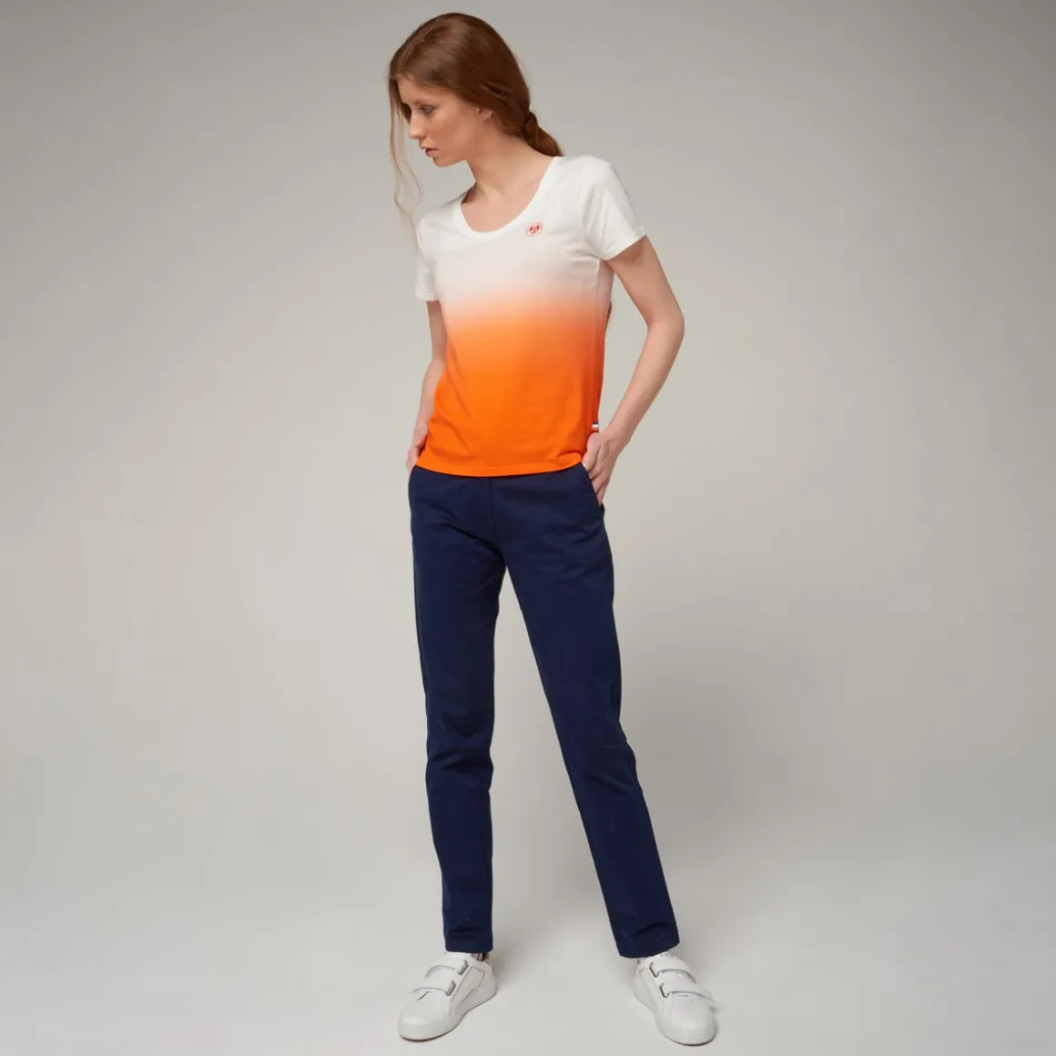 tshirt_ecru_femme_tie_and_dye_rolandgarros__terre_battue_2.webp Roland-Garros T Shirts & Débardeurs-T-shirt ecru femme tie and dye - terre battue