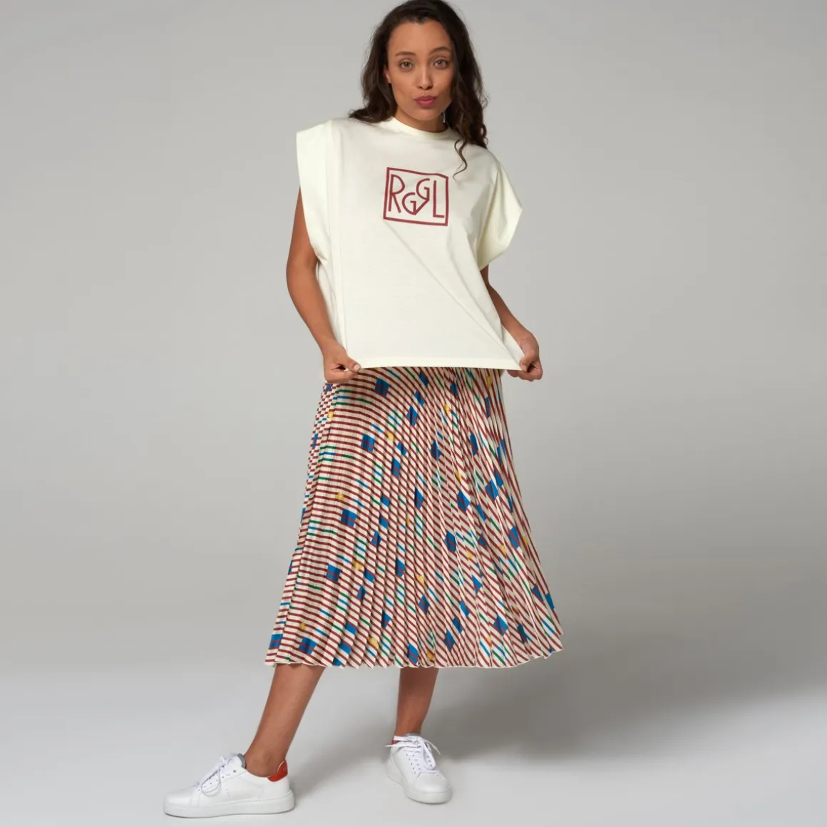 tshirt_galeries_lafayette_pour_rolandgarros__ecru_2.webp Roland-Garros T Shirts & Débardeurs-T-shirt Galeries Lafayette pour - Ecru