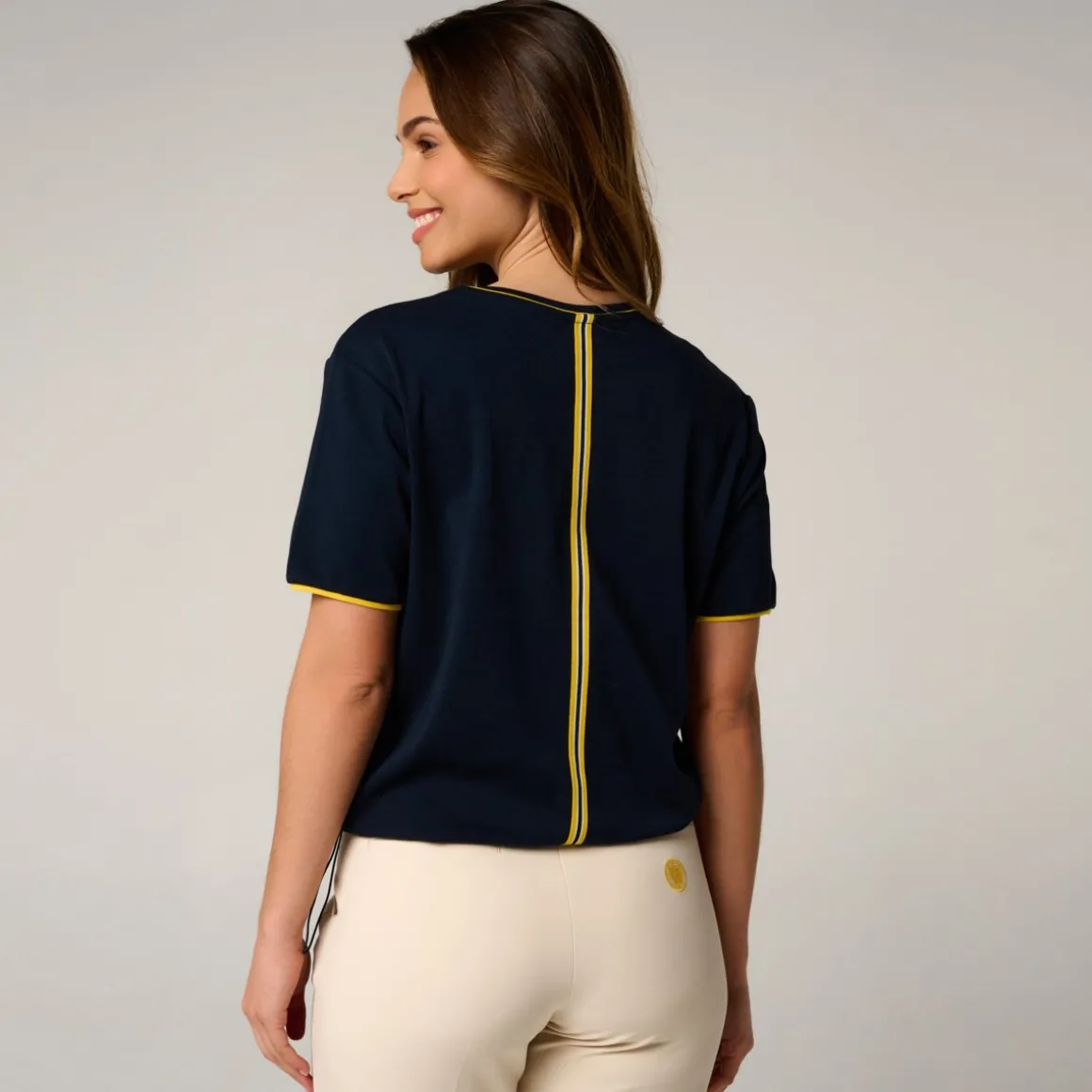 tshirt_heritage_femme_rolandgarros__marine_3.webp Roland-Garros T Shirts & Débardeurs-T-Shirt Heritage femme - Marine