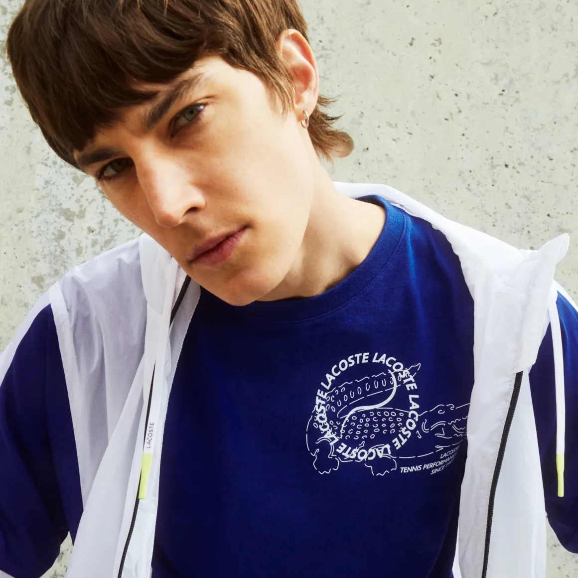 tshirt_homme_lacoste_pour_rolandgarros__bleu_3.webp Roland-Garros T-shirts-T-shirt homme Lacoste pour - Bleu