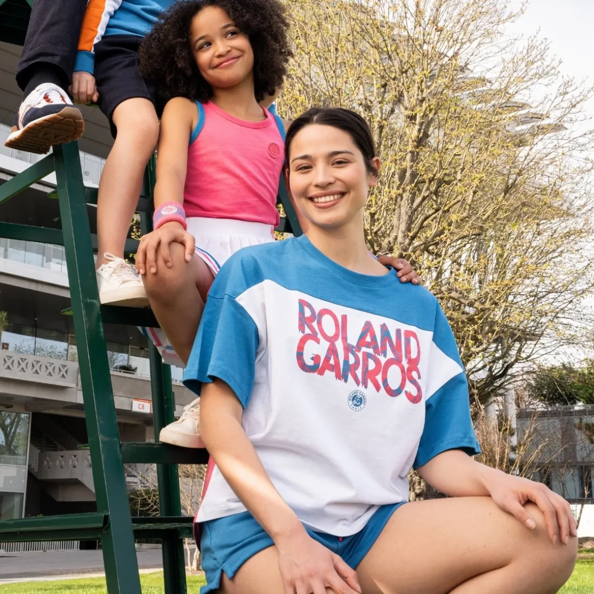 tshirt_pop_energy_femme_rolandgarros__bleu_et_rose_2.webp Roland-Garros T Shirts & Débardeurs-T-Shirt Pop Energy femme - Bleu et Rose